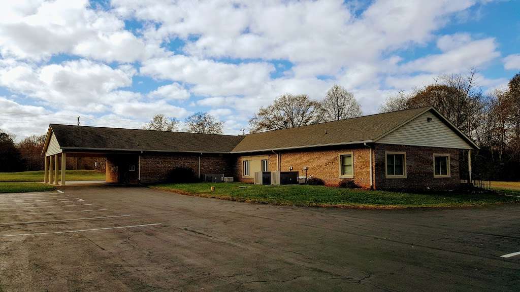 Jewell Apartments